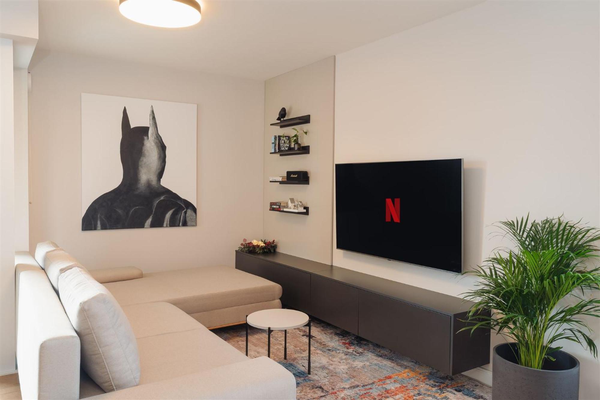 Luxury Sunny Home - Garage Parking, Metro, Balcony, Ps5 With Games Prague Luaran gambar